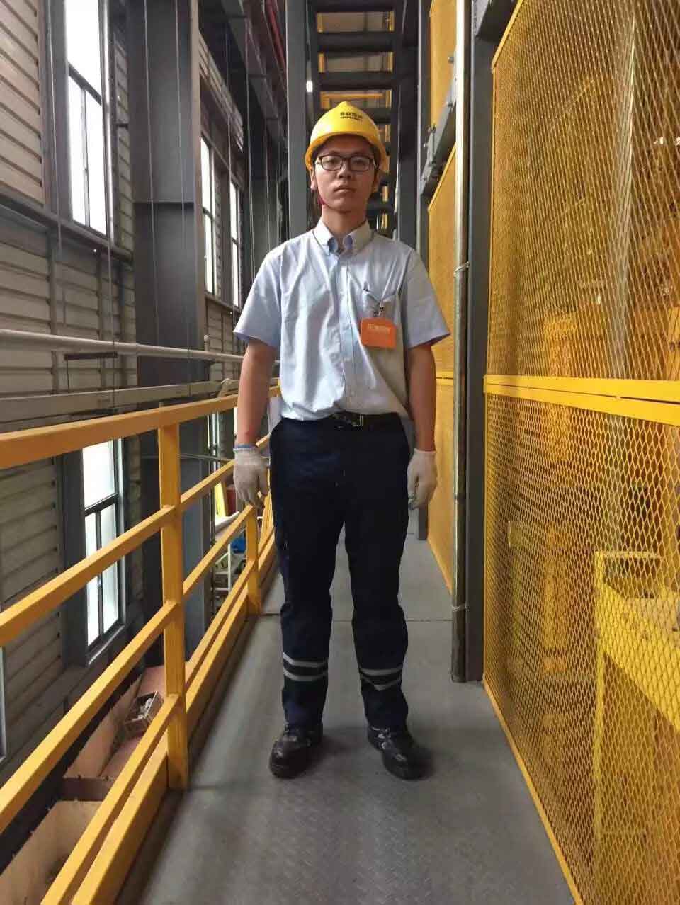 c7e63d3ddccf452a9a8bf517c4ca272f.jpg