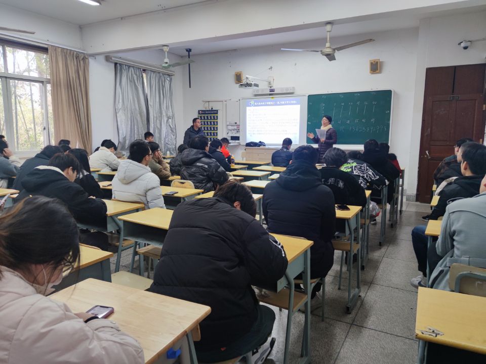 cae0c5a0f33742efa062b290945e436a.jpg