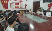 计算机应用技术专业召开期中教学检查学生座谈会
